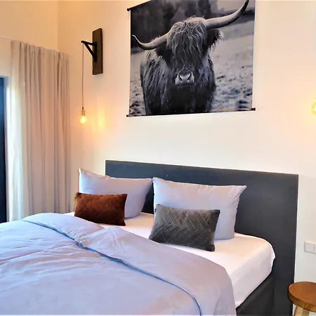 Diamond 6 Person Wifi Near Lift Holiday home *